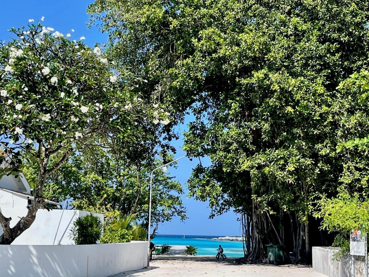 Atholhu Residence Fehendhoo Экстерьер фото