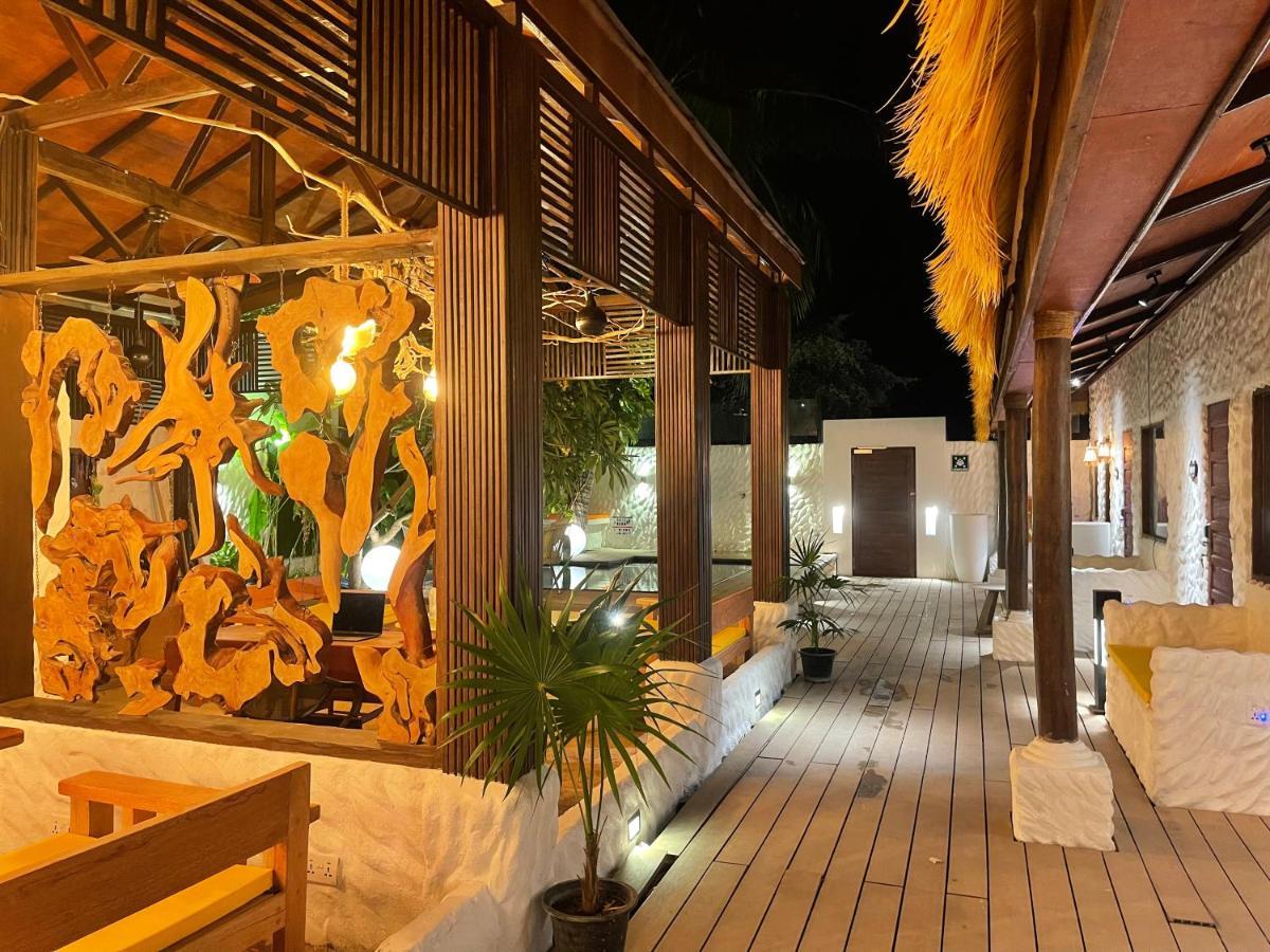 Atholhu Residence Fehendhoo Экстерьер фото